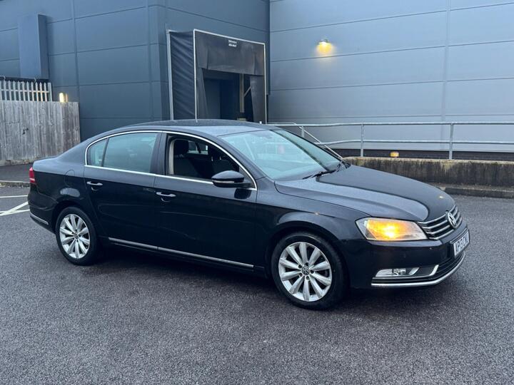 Volkswagen Passat 2.0 TDI BlueMotion Tech Highline Euro 5 (s/s) 4dr