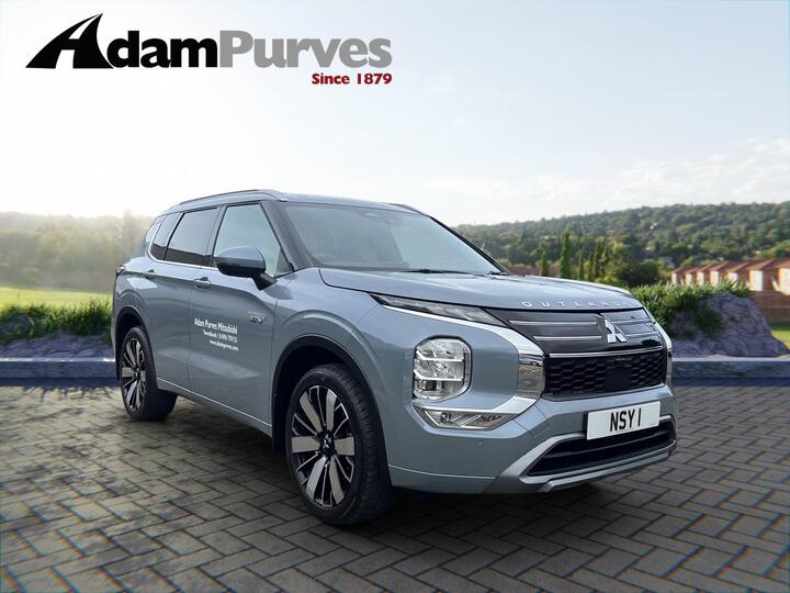 Mitsubishi Outlander 2.4 22.7kWh Diamond CVT 4WD Euro 6 (s/s) 5dr