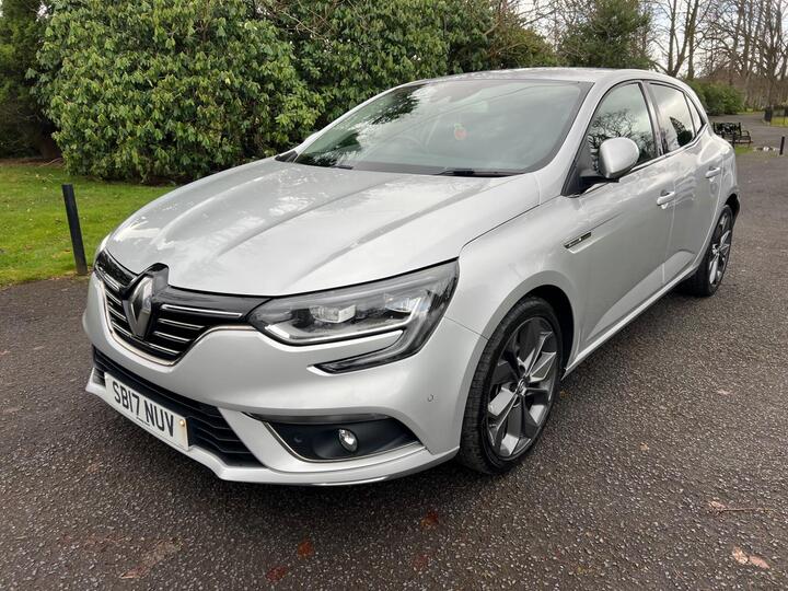 Renault Megane 1.6 DCi Signature Nav Euro 6 (s/s) 5dr Renault Megane 1.6 DCi Signature Nav Euro 6 (s/s) 5dr