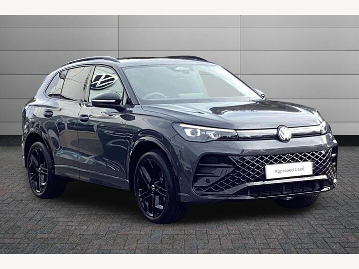 Volkswagen Tiguan 1.5 ETSI MHEV Black Edition DSG Euro 6 (s/s) 5dr