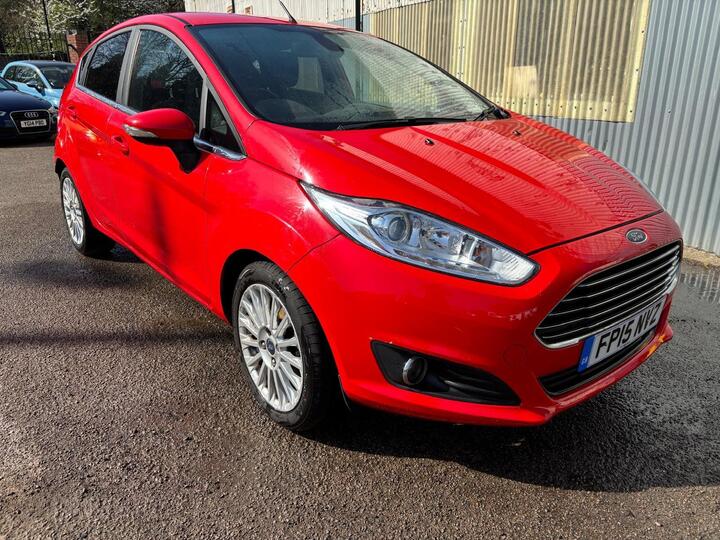 Ford Fiesta 1.0T EcoBoost Titanium Euro 5 (s/s) 5dr