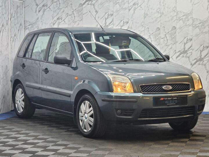 Ford Fusion 1.6 3 5dr