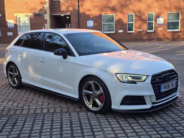 Audi S3 2.0 TFSI Black Edition Sportback S Tronic Quattro Euro 6 (s/s) 5dr