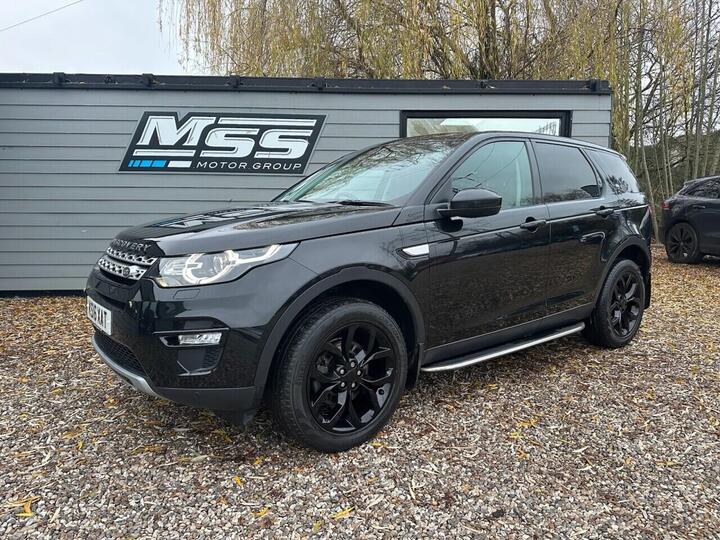 Land Rover DISCOVERY SPORT 2.0 TD4 HSE Auto 4WD Euro 6 (s/s) 5dr Land Rover DISCOVERY SPORT 2.0 TD4 HSE Auto 4WD Euro 6 (s/s) 5dr