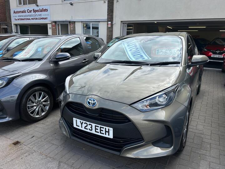 Toyota Yaris 1.5 VVT-h Icon E-CVT Euro 6 (s/s) 5dr