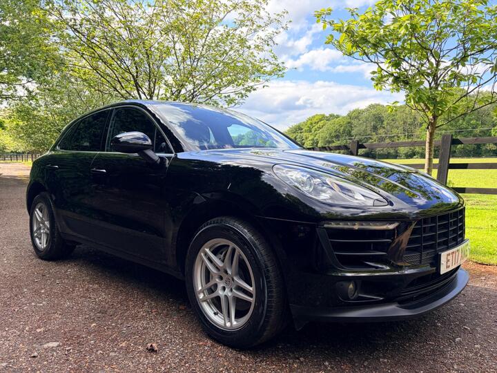 Porsche Macan 3.0 TD V6 S PDK 4WD Euro 6 (s/s) 5dr Porsche Macan 3.0 TD V6 S PDK 4WD Euro 6 (s/s) 5dr