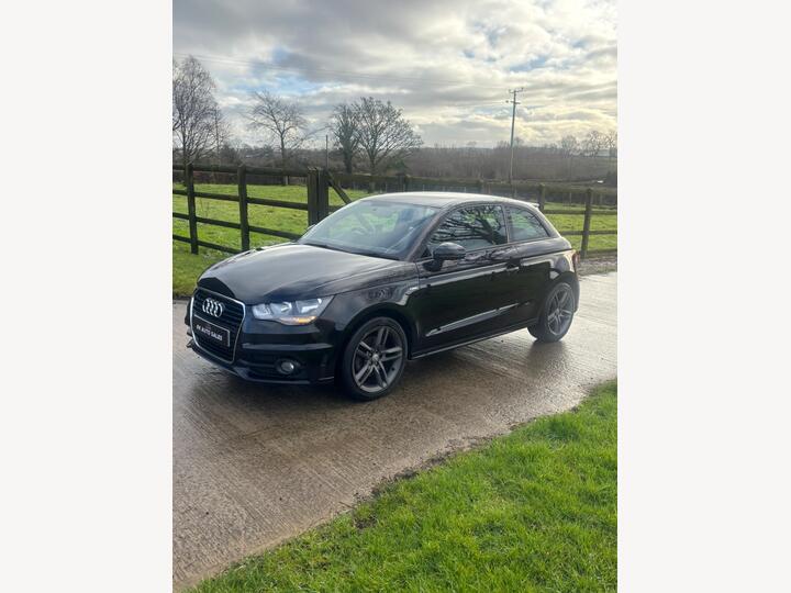 Audi A1 1.6 TDI S Line Euro 5 (s/s) 3dr