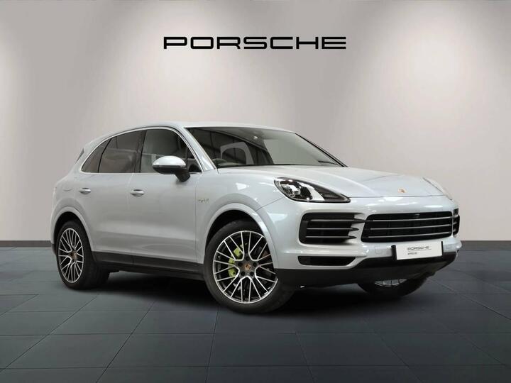 Porsche Cayenne 3.0 V6 E-Hybrid 17.9kWh TiptronicS 4WD Euro 6 (s/s) 5dr (3.6kW Charger)