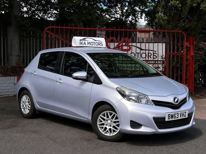 Toyota Yaris 1.0 VVTI AUTOMATIC