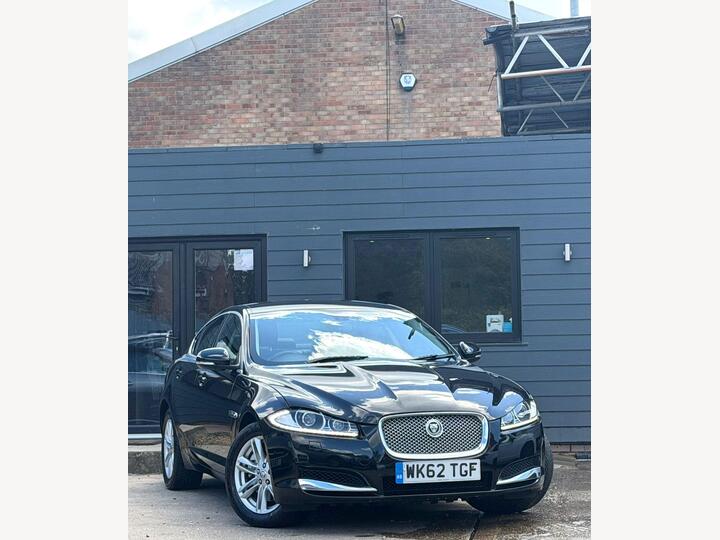 Jaguar XF 2.2d Luxury Auto Euro 5 (s/s) 4dr