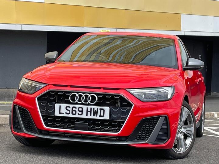 Audi A1 2.0 TFSI 40 S Line Competition Sportback S Tronic Euro 6 (s/s) 5dr