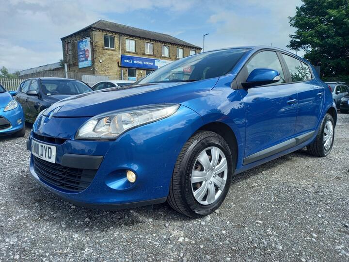 Renault Megane 1.6 16V Expression Euro 5 5dr