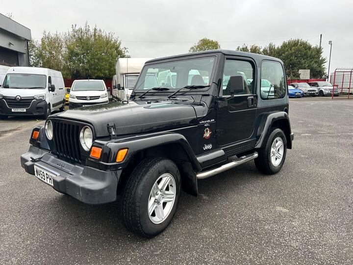Jeep Wrangler 4.0 Sahara Hard Top 4x4 3dr