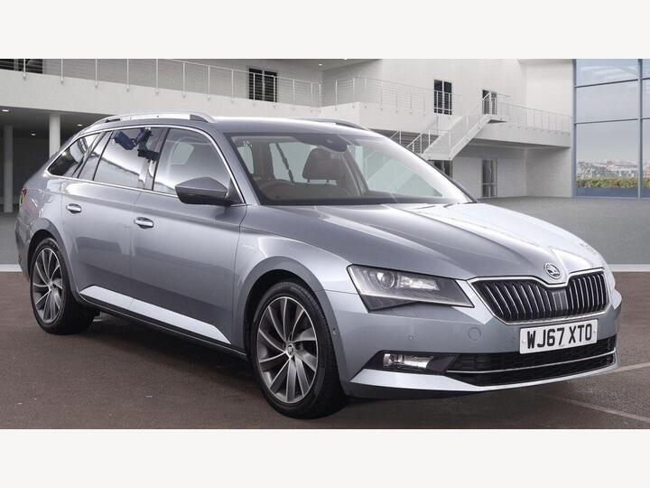 Skoda SUPERB 2.0 TDI Laurin & Klement DSG Euro 6 (s/s) 5dr Skoda SUPERB 2.0 TDI Laurin & Klement DSG Euro 6 (s/s) 5dr