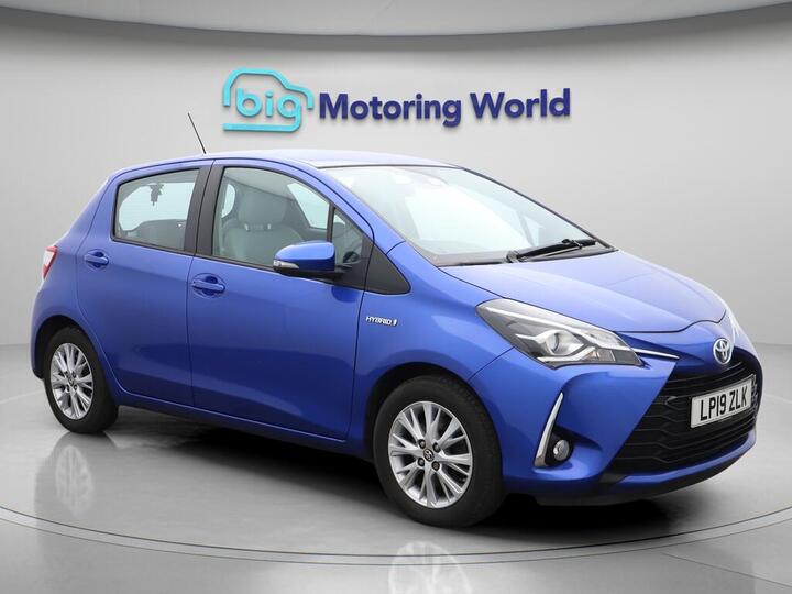 Toyota Yaris 1.5 VVT-h Icon Tech E-CVT Euro 6 (s/s) 5dr