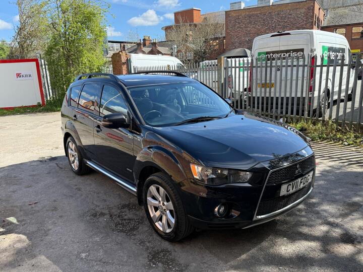 Mitsubishi Outlander 2.2 DI-D GX3 4WD Euro 5 5dr Mitsubishi Outlander 2.2 DI-D GX3 4WD Euro 5 5dr