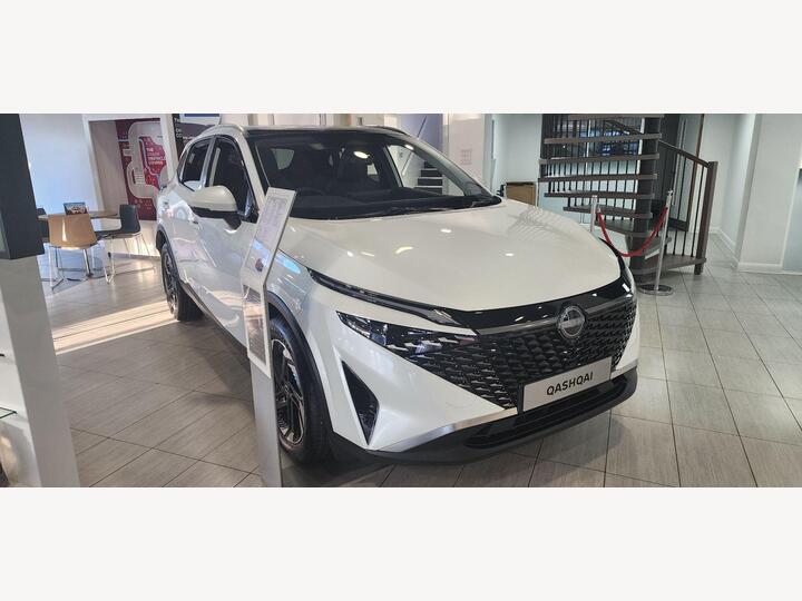 Nissan Qashqai 1.3 DIG-T MHEV N-Connecta Euro 6 (s/s) 5dr