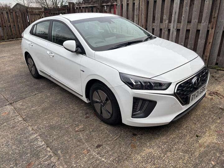 Hyundai IONIQ 1.6 H-GDi Premium DCT Euro 6 (s/s) 5dr
