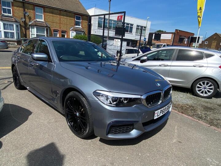 BMW 5 SERIES 2.0 530e 9.2kWh M Sport Auto Euro 6 (s/s) 4dr BMW 5 SERIES 2.0 530e 9.2kWh M Sport Auto Euro 6 (s/s) 4dr