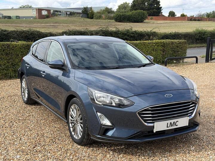 Ford Focus 1.0T EcoBoost Titanium X Euro 6 (s/s) 5dr