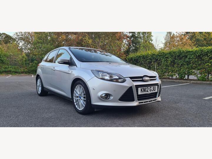 Ford Focus 1.6 Zetec Powershift Euro 5 5dr