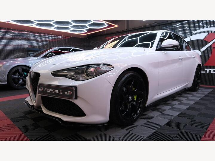 Alfa Romeo GIULIA 2.2 TD Speciale Auto Euro 6 (s/s) 4dr