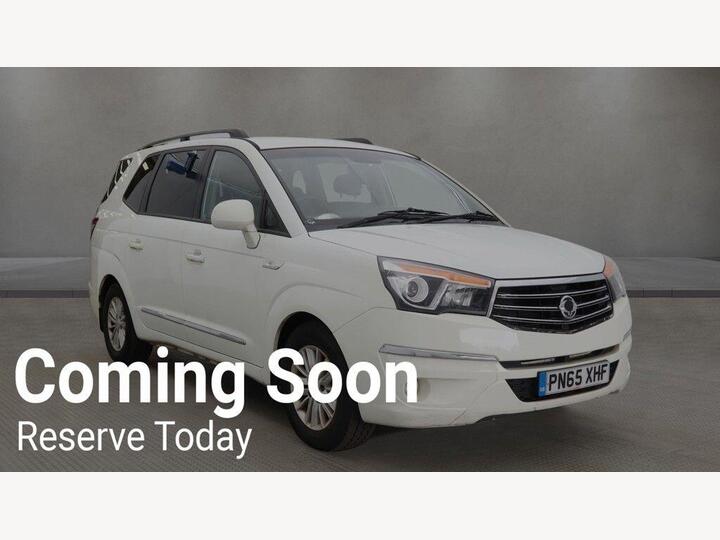 SsangYong TURISMO 2.0 E-XDi ES T-Tronic Euro 5 5dr