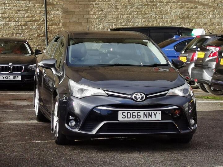 Toyota Avensis 2.0 D-4D Business Edition Touring Sports Euro 6 (s/s) 5dr Toyota Avensis 2.0 D-4D Business Edition Touring Sports Euro 6 (s/s) 5dr