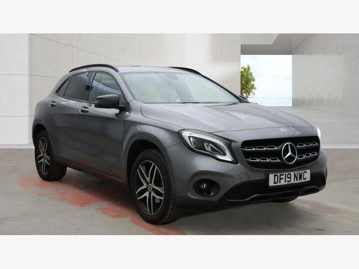 Mercedes-Benz GLA 1.6 GLA180 Urban Edition 7G-DCT Euro 6 (s/s) 5dr