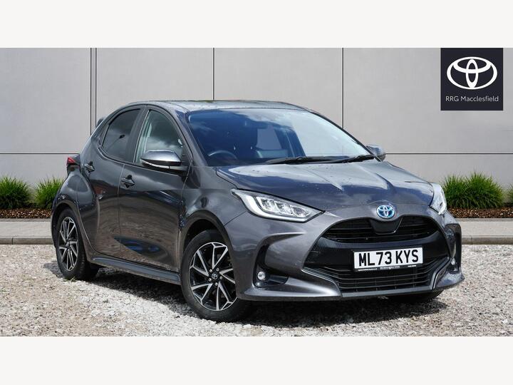 Toyota Yaris 1.5 VVT-h Design E-CVT Euro 6 (s/s) 5dr