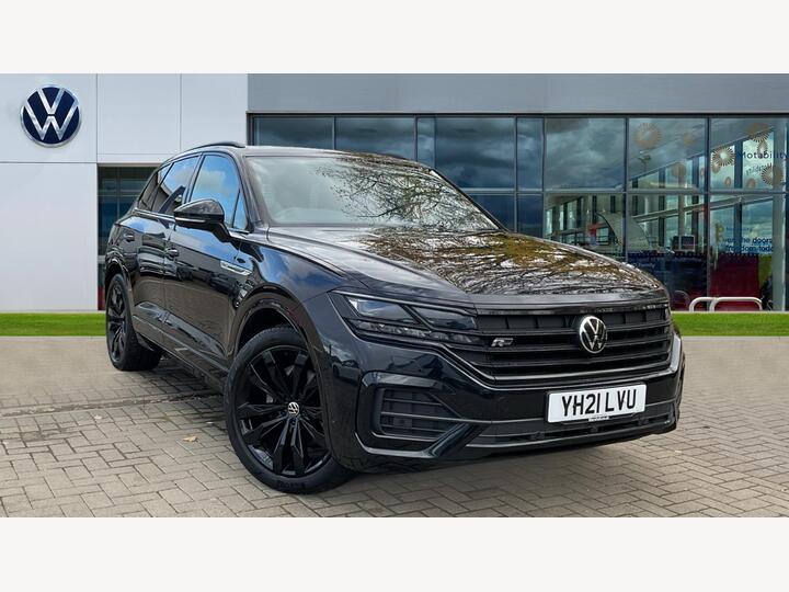 Volkswagen Touareg 3.0 TDI V6 Black Edition Tiptronic 4Motion Euro 6 (s/s) 5dr Volkswagen Touareg 3.0 TDI V6 Black Edition Tiptronic 4Motion Euro 6 (s/s) 5dr