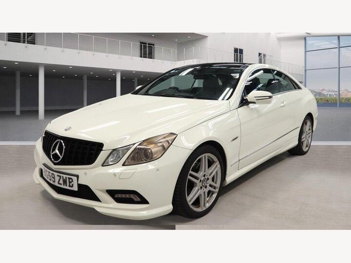 Mercedes-Benz E Class 2.1 E250 CDI BlueEfficiency Sport Tiptronic Euro 5 2dr Mercedes-Benz E Class 2.1 E250 CDI BlueEfficiency Sport Tiptronic Euro 5 2dr