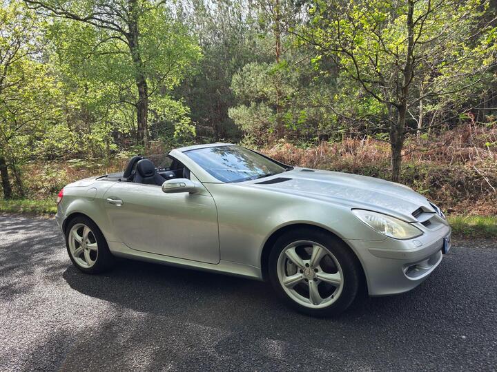 Mercedes-Benz SLK 3.5 SLK350 7G-Tronic 2dr Mercedes-Benz SLK 3.5 SLK350 7G-Tronic 2dr