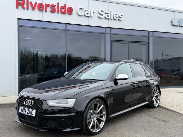 Audi RS4 Avant 4.2 FSI V8 S Tronic Quattro Euro 5 5dr