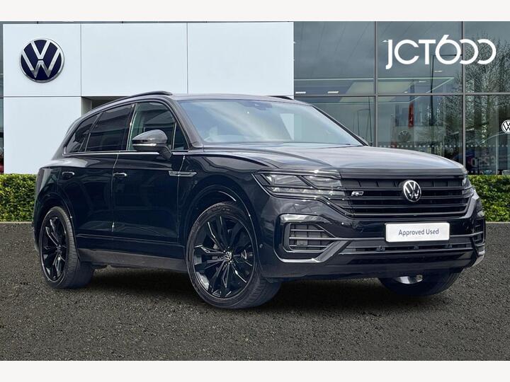 Volkswagen Touareg 3.0 TDI V6 Black Edition Tiptronic 4Motion Euro 6 (s/s) 5dr Volkswagen Touareg 3.0 TDI V6 Black Edition Tiptronic 4Motion Euro 6 (s/s) 5dr