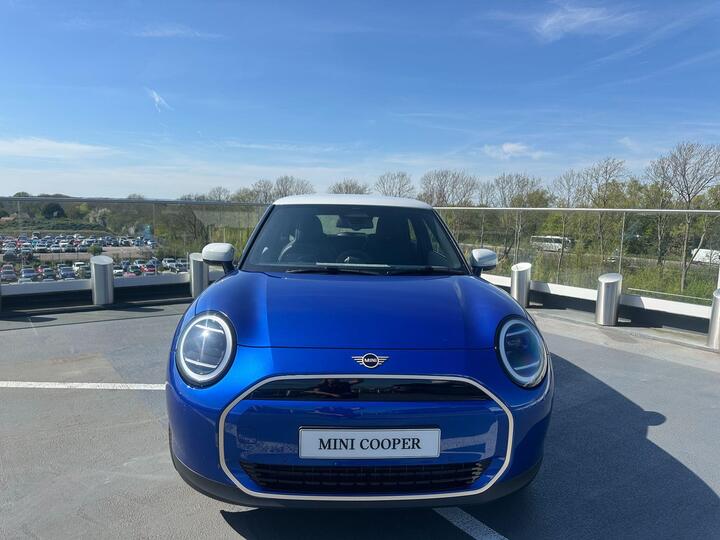 MINI Electric Cooper E 40.7kWh Exclusive Auto 3dr