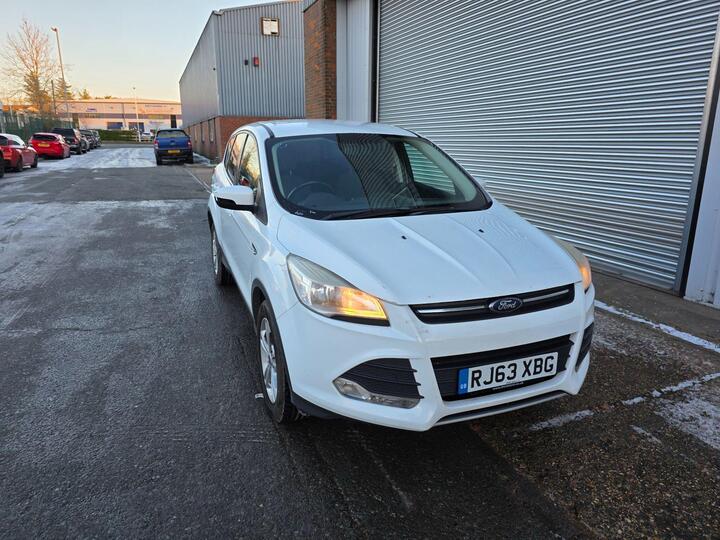Ford Kuga 1.6T EcoBoost Zetec 2WD Euro 5 (s/s) 5dr