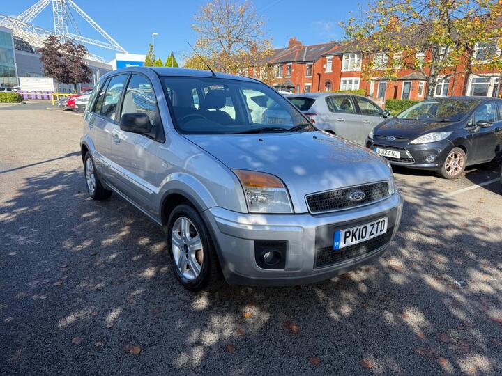 Ford Fusion 1.6 Zetec 5dr