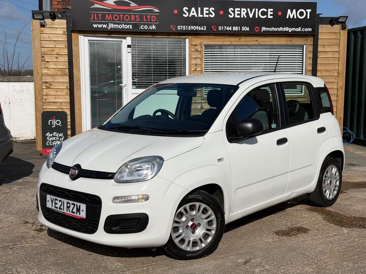 Fiat Panda 1.0 MHEV Panda Euro 6 (s/s) 5dr