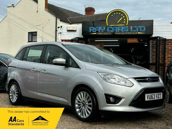 Ford Grand C-Max 1.6 TDCi Titanium Euro 5 5dr Ford Grand C-Max 1.6 TDCi Titanium Euro 5 5dr