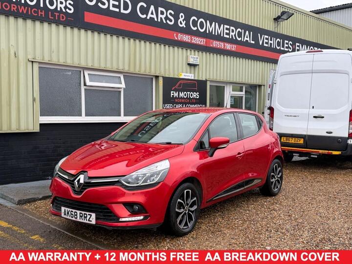 Renault CLIO 0.9 TCe Play Euro 6 (s/s) 5dr Renault CLIO 0.9 TCe Play Euro 6 (s/s) 5dr