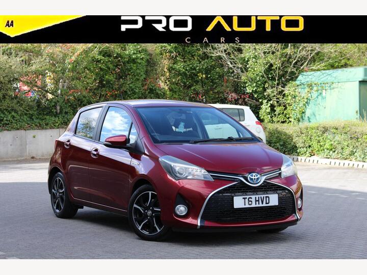 Toyota Yaris 1.5 VVT-h Design E-CVT Euro 6 5dr