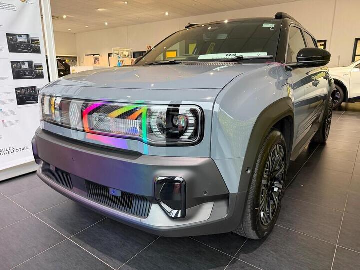 Renault Renault 4 E-Tech Electric Comfort Range 52kWh Iconic Auto 5dr