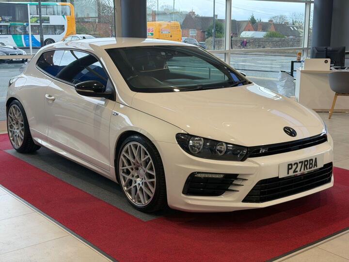 Volkswagen SCIROCCO 2.0 TDI BlueMotion Tech R-Line DSG Euro 5 (s/s) 3dr (Leather, Nav)