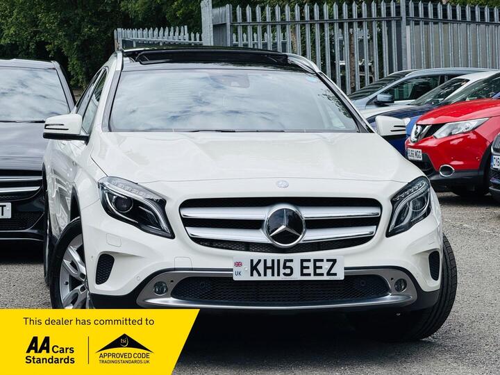 Mercedes-Benz GLA 2.0 GLA250 AMG Line (Premium) 7G-DCT 4MATIC Euro 6 (s/s) 5dr Mercedes-Benz GLA 2.0 GLA250 AMG Line (Premium) 7G-DCT 4MATIC Euro 6 (s/s) 5dr