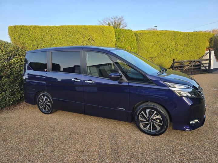 Nissan Serena 2.0 S-HYBRID HIGHWAY STAR 8SEAT AUTO 5DR