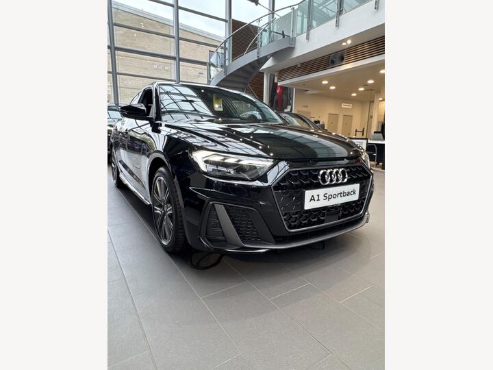 Audi A1 1.0 TFSI 30 S Line Sportback S Tronic Euro 6 (s/s) 5dr