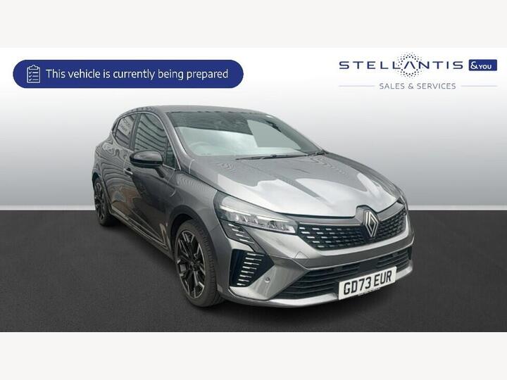 Renault Clio 1.6 E-TECH Techno Auto Euro 6 (s/s) 5dr