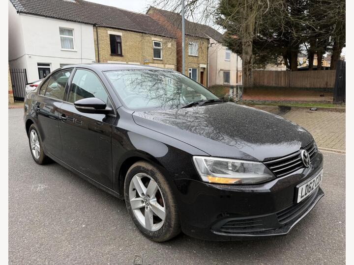 Volkswagen Jetta 1.6 TDI BlueMotion Tech SE DSG Euro 5 (s/s) 4dr