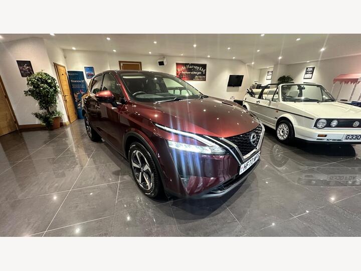 Nissan Qashqai 1.3 DIG-T MHEV N-Connecta Euro 6 (s/s) 5dr